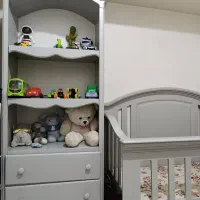 تخت و تشک و ویترین کودک فروشی