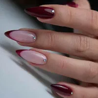 آموش تخصصی کاشت ناخن با مدرک