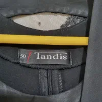 کت دامن مجلسی|لباس|تربت جام, مسکن مهر|دیوار