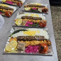 کافه رستوران خاقان نیازمند نیرو میباشد
