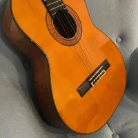 گیتار آریا AK80 بسیار تمیز در حد نو