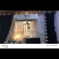 پرده مخمل رنگ سورمه ای با تمام وسایلش