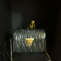 کلی لباس|کیف، کفش، کمربند|ساری, |دیوار