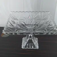 تعدادی ظروف سالم و تمیز