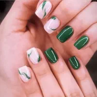 کاشت تخصصی ناخن دارای مدرک از کمپانی TONES آمریکا