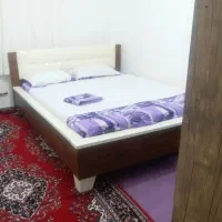 یک عددتختخواب دونفره همراه باتشک درحدنو