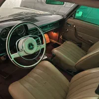 خودروی بنز w115