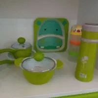 سرویس قابلمه کودک و صندلی کودک