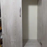 کمد لباس در حد نو