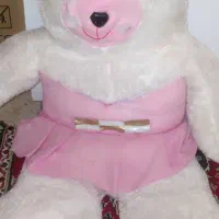 عروسک بزرگ