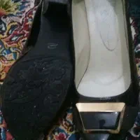 کیف و کفش|کیف، کفش، کمربند|پرند, فاز ۴|دیوار