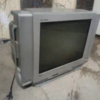 یک دستگاه تلویزیون ۲۱ اینچ سامسونگ