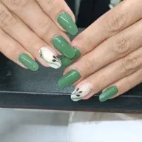 سالن زیبایی رنگ میکاپ ناخن میکرواصلاح شنیون فشیال|خدمات آرایشگری و زیبایی|پرند, فاز ۲|دیوار