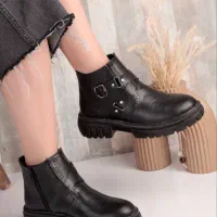 نیم بوت|کیف، کفش، کمربند|مشهد, هفت تیر (آب و برق)|دیوار