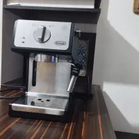 قهوه ساز دلونگی در حد نو