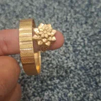 تک دست بچه گانه و انگشتربزرگسال