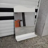 آیینه روشویی در حد نو