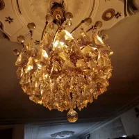 لوستر۶شاخه طلایی|لوستر و چراغ آویز|قم, چهل درخت‎|دیوار