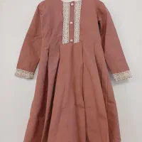 تعدادی پیراهن دخترانه بچگانه