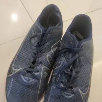 کفش ورزشی فوتبال چمن