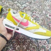 دو جفت کفش اسپرت