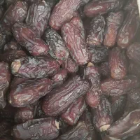 خرمای مشکی درشت حاجی اباد