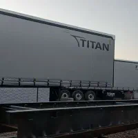 همکاری در کارگاه. کانتین سازی