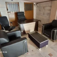 میز اداری صندلی اداری مبل اداری و میز وسط
