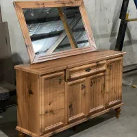 تولیدی آینه و کنسول و میز تی وی