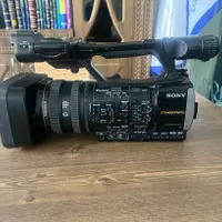 دوربین فیلمبرداری حرفه‌ای Sony HXR-NX3|دوربین عکاسی و فیلم‌برداری|تهران, زعفرانیه|دیوار
