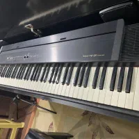 پیانو دیجیتال رولند ep90