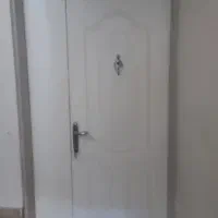 درب آپارتمان چوبی سالم