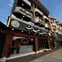 استخدام نیروی کار در رستوران ضیافت لنگرود