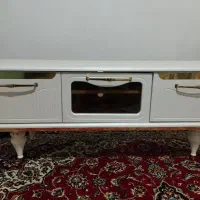 دکورتلویزیون سفیدوطلایی