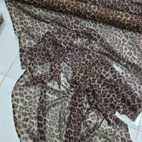 پارچه حریر پلنگی