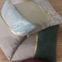 کوسن  یشمی وقرمز|حراج|تهران, جمال‌زاده|دیوار