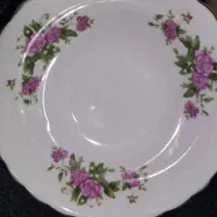 کاسه و ظروف گل سرخی قدیم