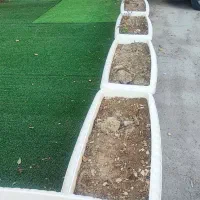 ۱۹ عدد گلدان پلاستیکی سفید و ۴۸ متر چمن سبز|گل و گیاه طبیعی|فردیس, نسترن شرقی|دیوار