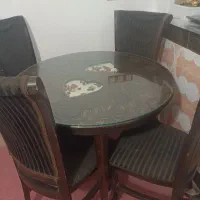 میز غذاخوری