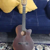 گیتار دست دوم