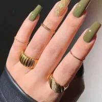 کاشت ناخن با بهترین متریال