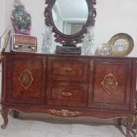 کنسول و آیینه