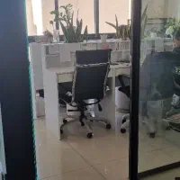 استخدام کارشناس فروش خانم