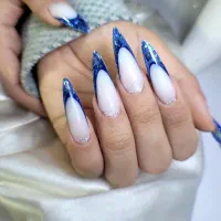 مرکزآموزش کاشت ناخن اقساطی