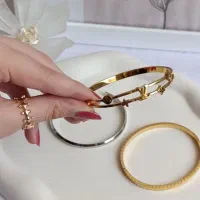 بنگل(دستبند النگویی) استیل و رنگ ثابت|زیورآلات و اکسسوری|تهران, خانی‌آباد|دیوار
