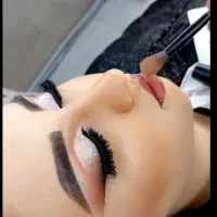 آموزش میکاپ صفر تا صد استادی باهزینه سال قبل
