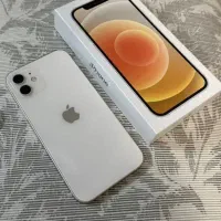 ایفون ۱۲ نرمال