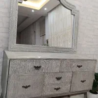 آینه و کنسول