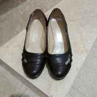 دو عدد کفش زنونه در حد نو|کیف، کفش، کمربند|پیشوا, |دیوار