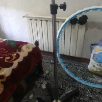 سه پایه برای نور پردازی وعکاسی